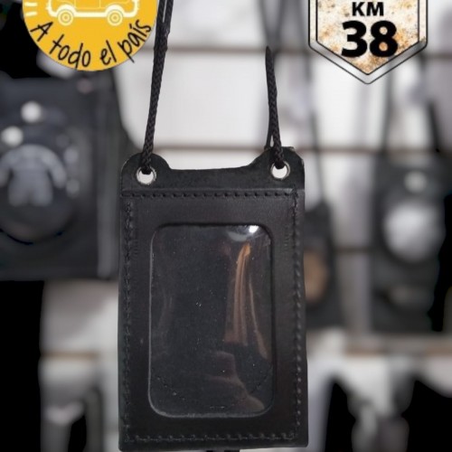 porta credencial colgante atras