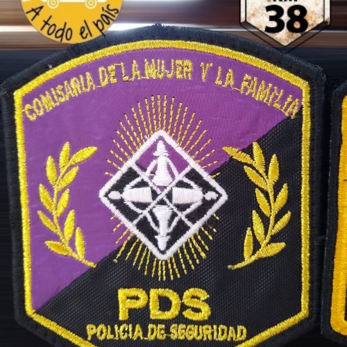 comisaria mujer oro