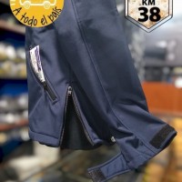 campera soft shell azul 6