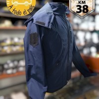 campera soft shell azul capucha 3