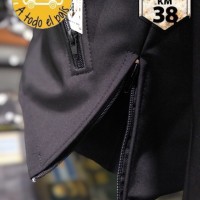 campera soft shell negra 7