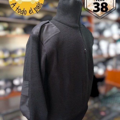 tricota negra cuellito 2