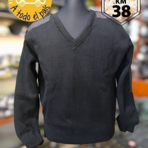 tricota negra cuello V 1