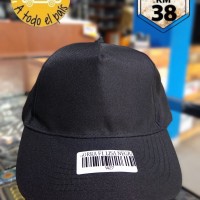 gorra negra 1