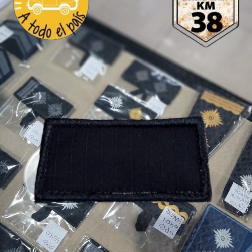 pectoral oficial negra