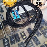 cordones negros redondos