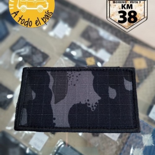 pectoral oficial camuflada negra