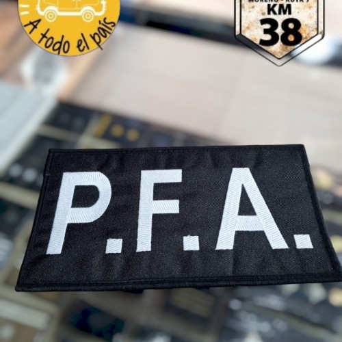 cartel PFA blanco