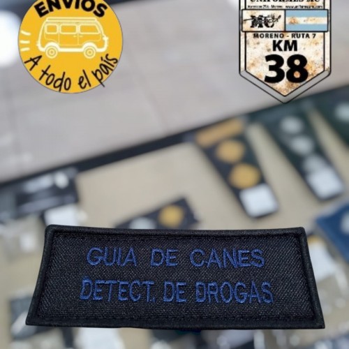 cartel chico canes azul 1